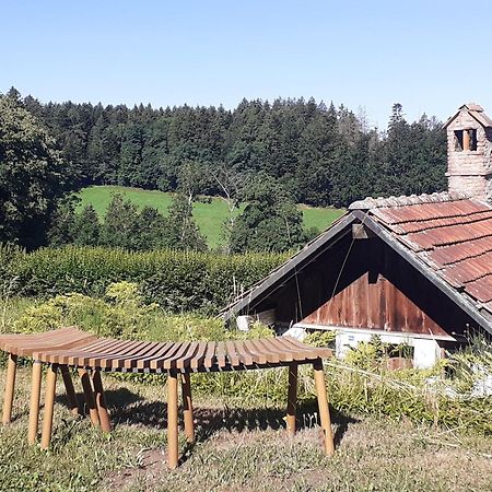 Bed and Breakfast Les Abeilles Romont Exteriér fotografie