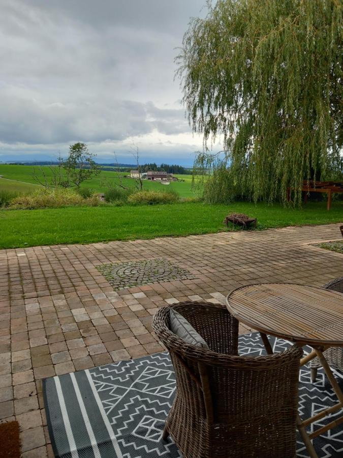 Bed and Breakfast Les Abeilles Romont Exteriér fotografie