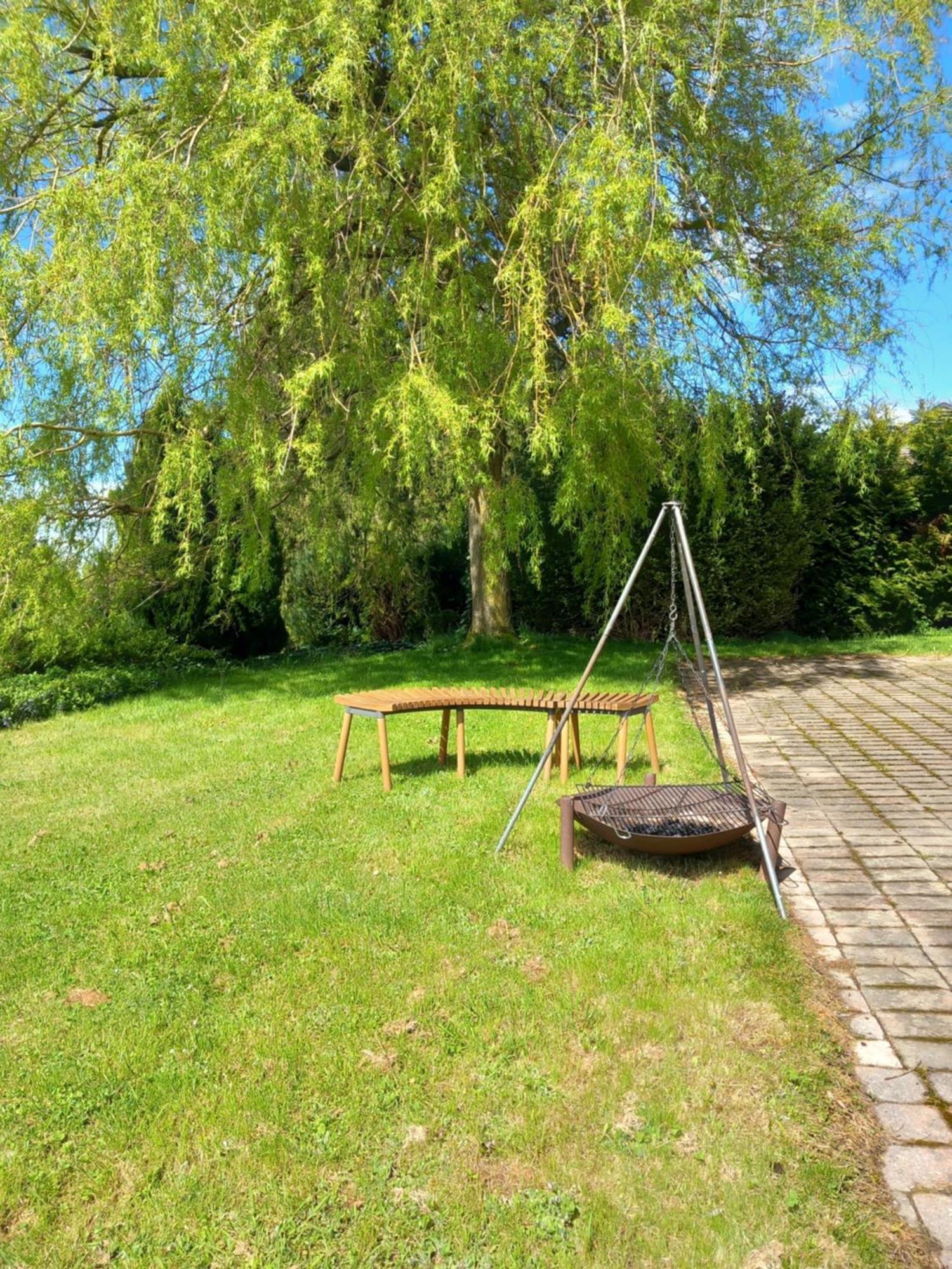 Bed and Breakfast Les Abeilles Romont Exteriér fotografie